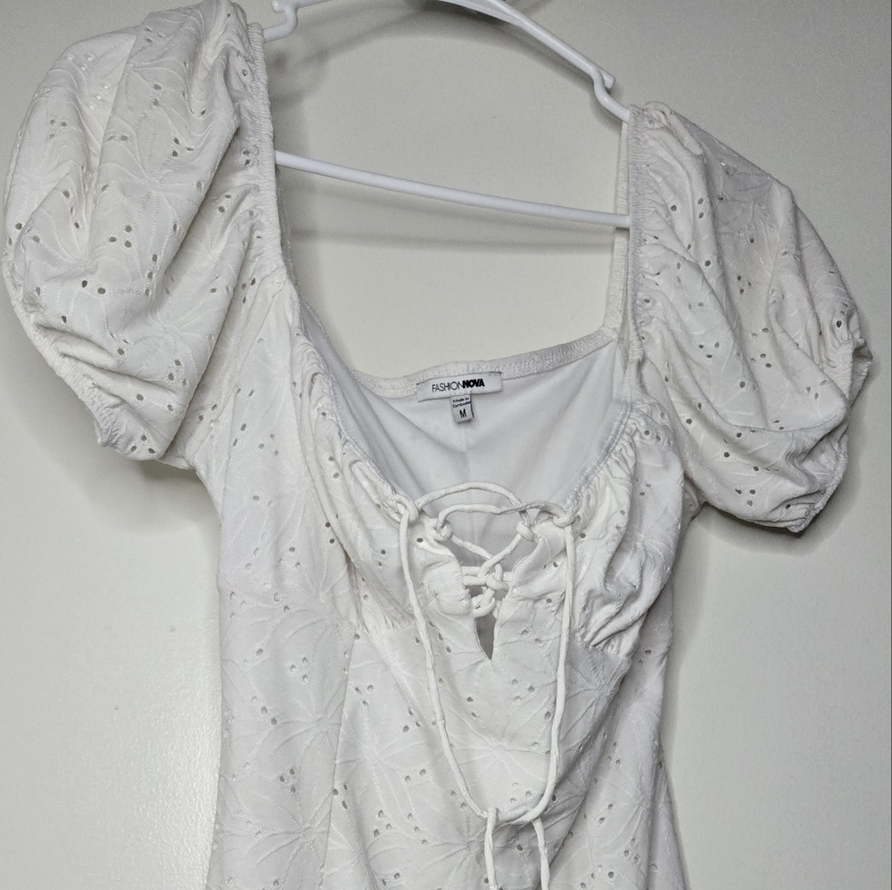 FASHION NOVA - White Dress - Medium